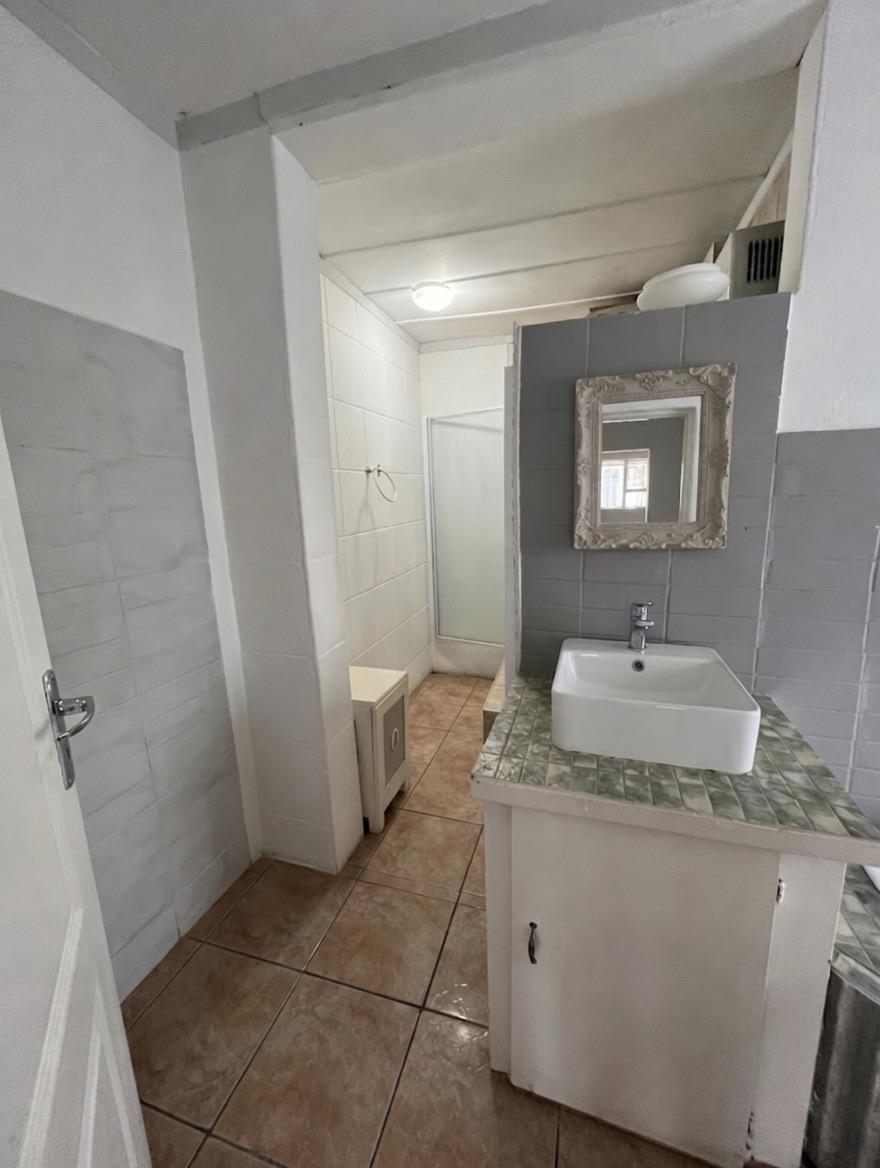 5 Bedroom Property for Sale in Quigney Eastern Cape